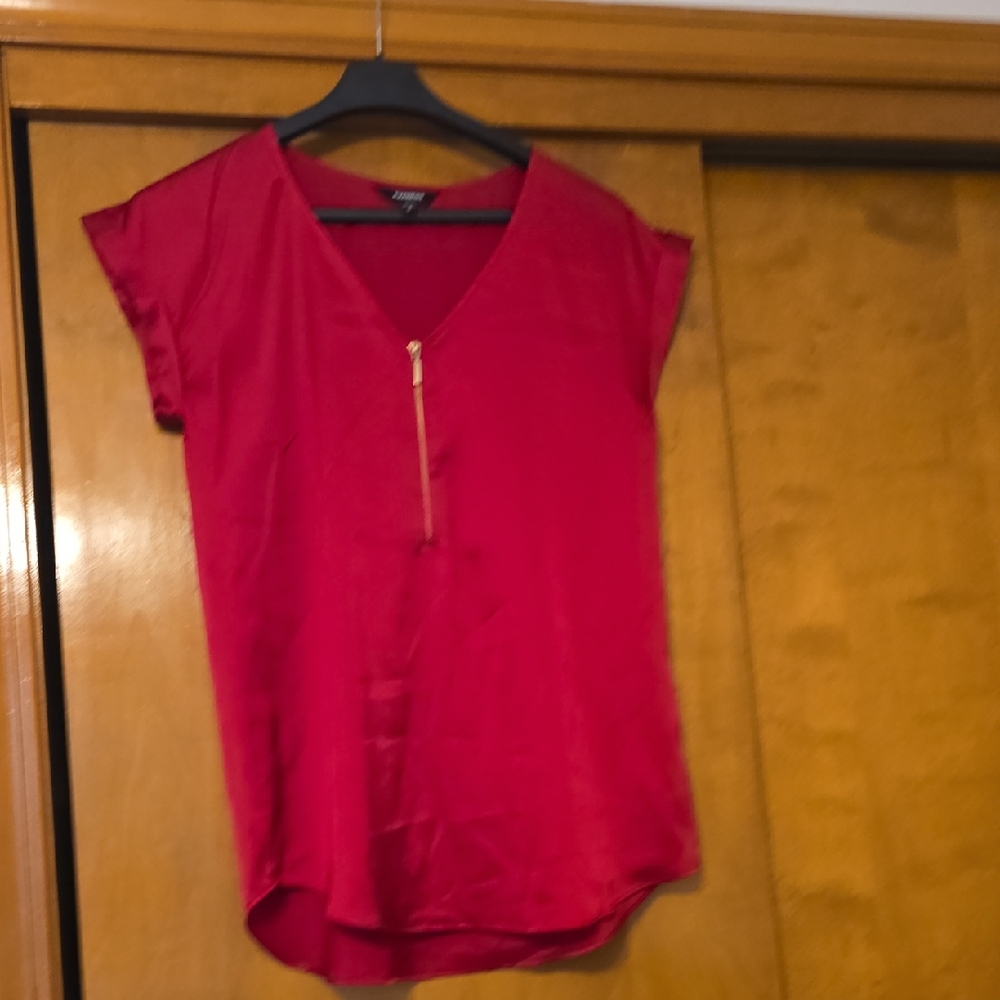 Express Red V-Neck Zip-Front Blouse